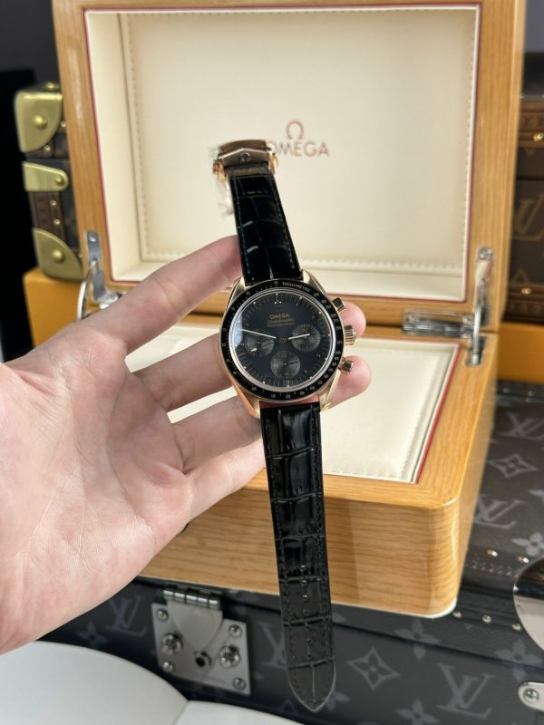 Omega SpeedMaster MoonWatch Replica Watch Black Dial RM Factory 44mm - Image 2