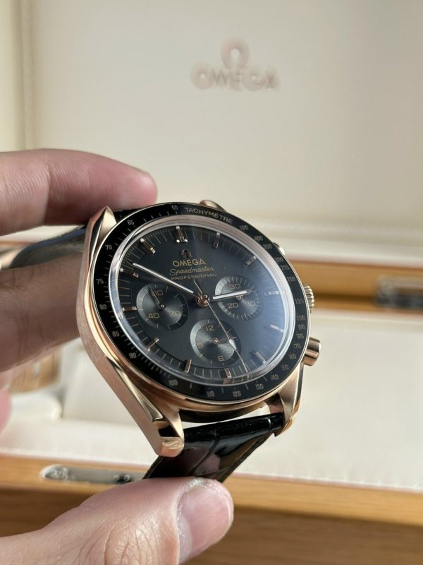 Omega SpeedMaster MoonWatch Replica Watch Black Dial RM Factory 44mm - Image 4