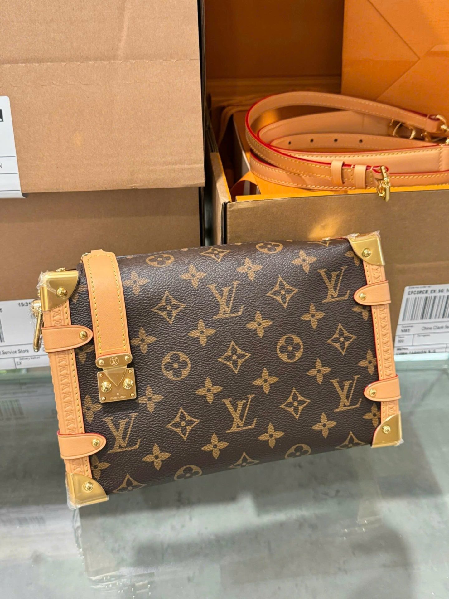 Louis Vuitton LV Side Trunk Tracking MM Rep 11 High-End Monogram Pattern Bag 21cm