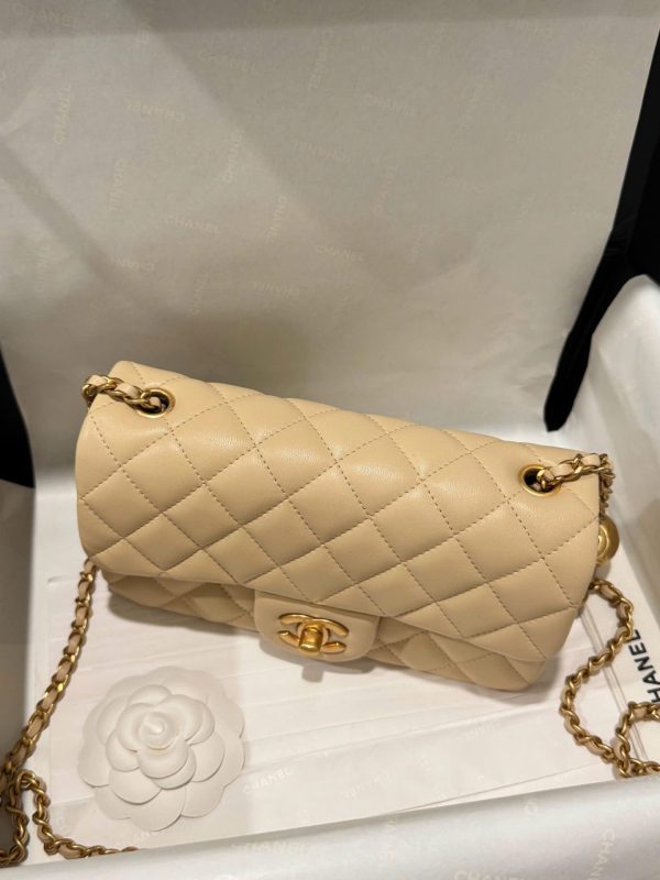 Chanel Classic Bell Handbag Like Auth Beige Gold Lock 20cm - Image 4