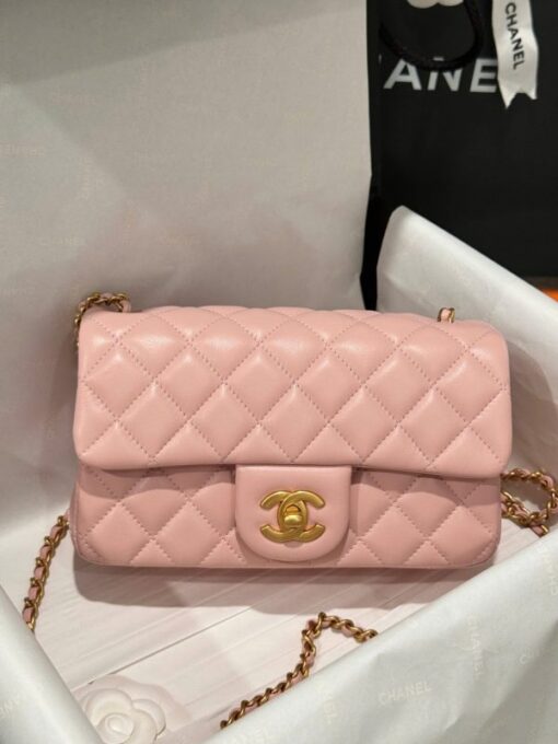 Chanel Classic Bell Replica Handbag 11 Pink Gold Lock 20cm - Image 2