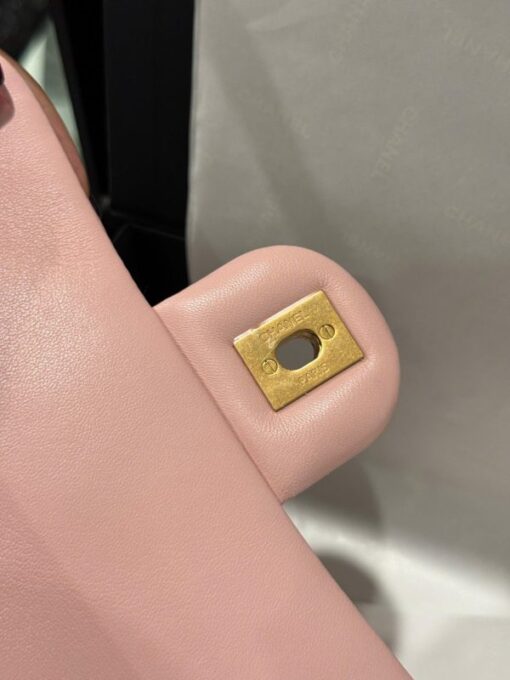 Chanel Classic Bell Replica Handbag 11 Pink Gold Lock 20cm - Image 9