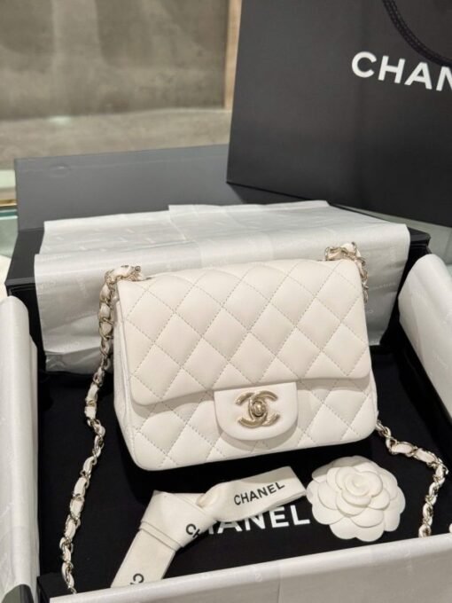 Chanel Classic Mini Super Quality Women’s Handbag White Gold Lock 17cm - Image 2