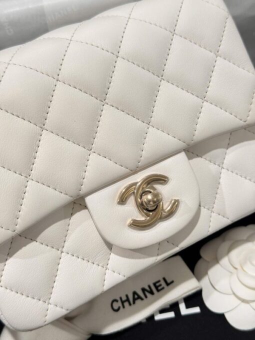 Chanel Classic Mini Super Quality Women’s Handbag White Gold Lock 17cm - Image 3