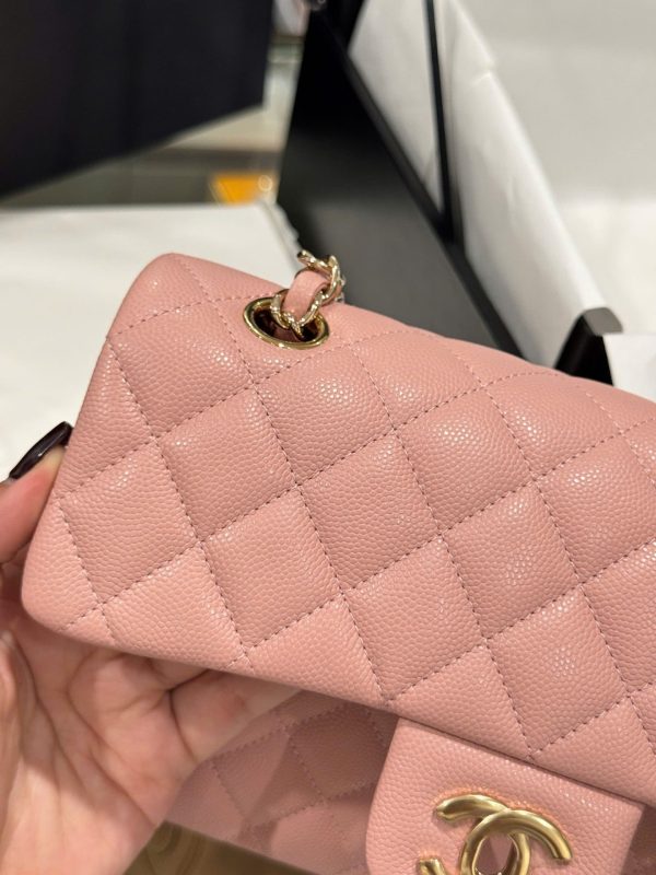 Chanel Classic Rep 11 High Quality Handbag Pink Grained Leather Gold Lock 23cm - Image 7