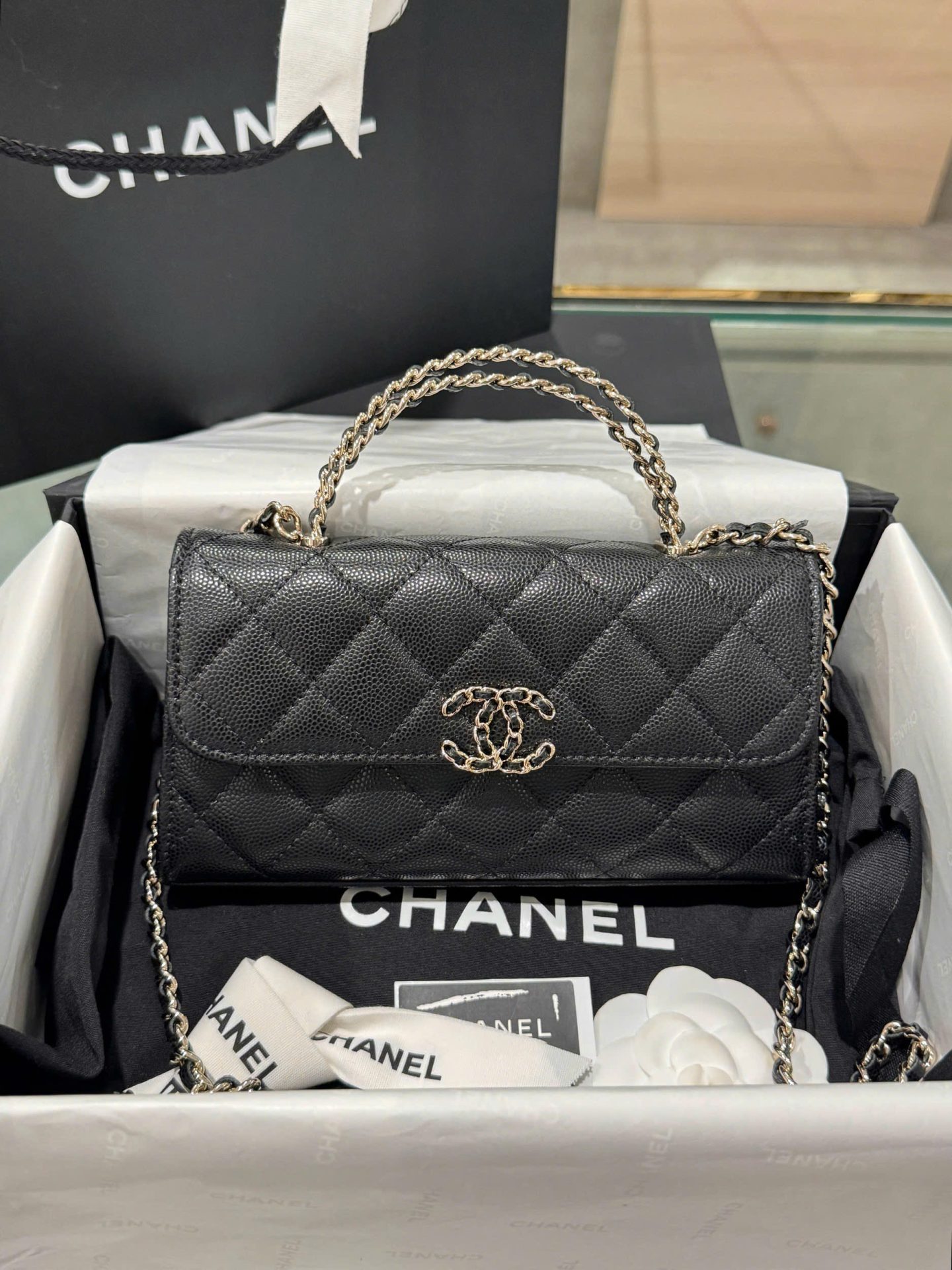 Chanel Kelly 23P Super High Quality Women’s Handbag Black Grained Leather 19x10x4.5cm