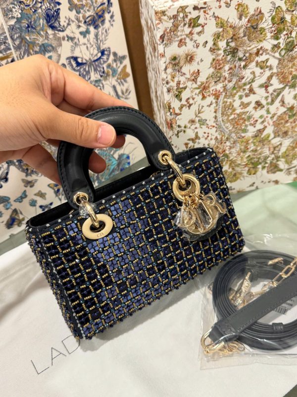 Dior Lady D-Joy Super High Quality Women’s Handbag with Beaded Pattern 16.5cm - Image 2