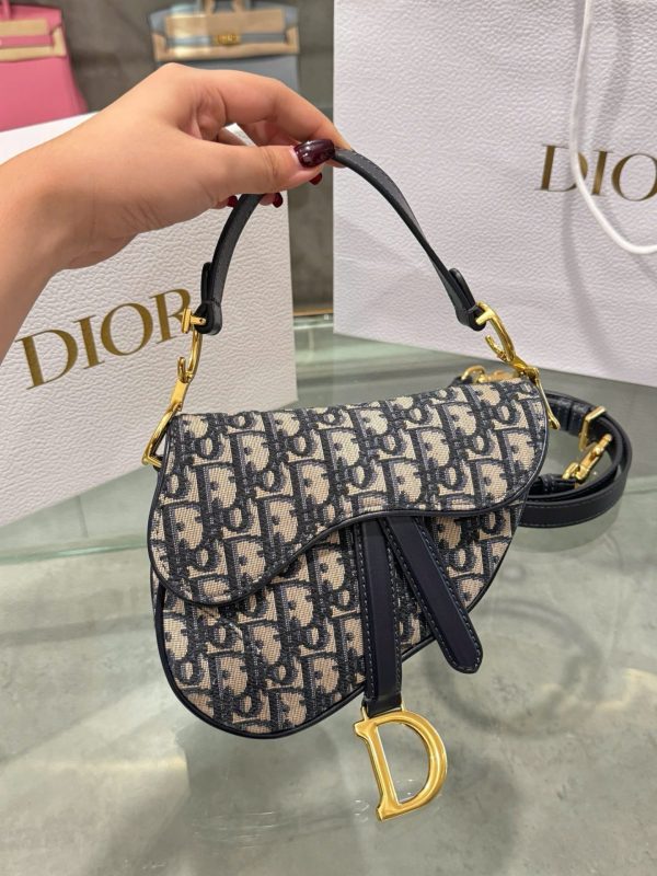 Super Dior Saddle Handbag Dior Pattern Gold Lock 21x18x5cm - Image 3