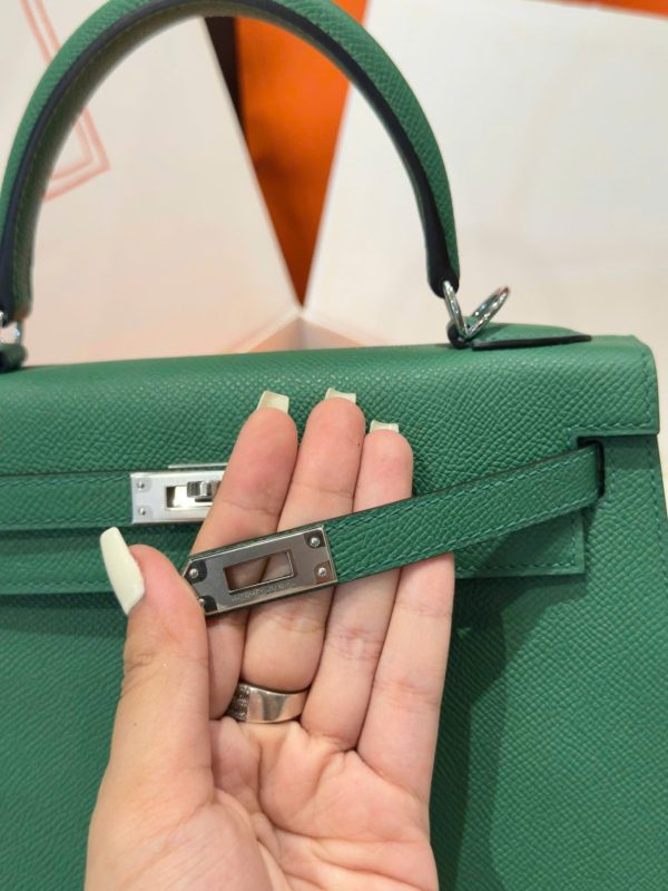 Hermes Kelly Like Auth Women’s Handbag Green White Lock 25cm - Image 10