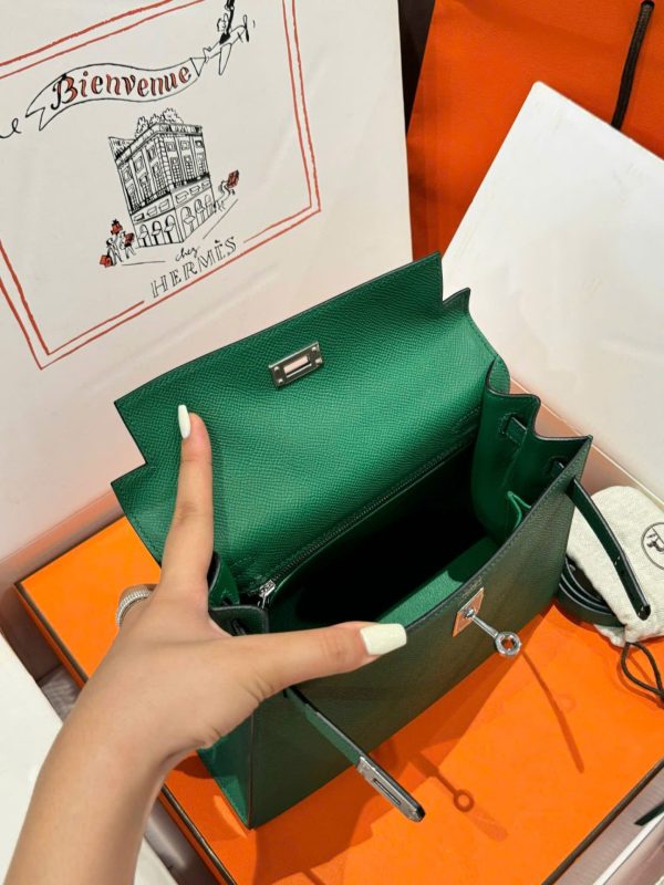 Hermes Kelly Like Auth Women’s Handbag Green White Lock 25cm - Image 6