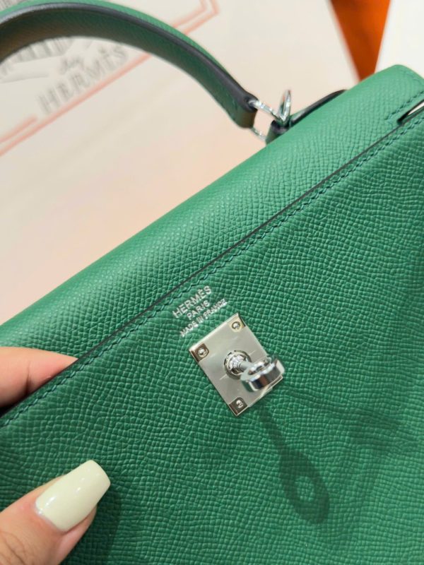 Hermes Kelly Like Auth Women’s Handbag Green White Lock 25cm - Image 8