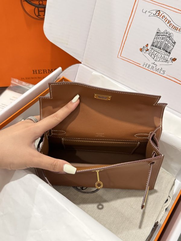 Hermes Kelly Pochette Like Auth Women’s Handbag Brown 20x16x10cm - Image 9