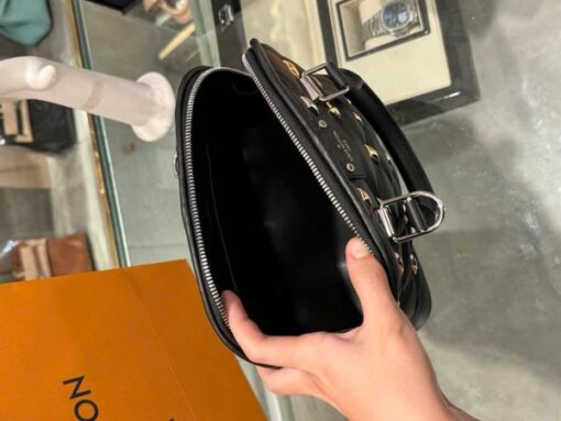 Louis Vuitton LV Alma BB Super High-Quality Women’s Handbag Black 23.5×17.5×11.5cm - Image 6