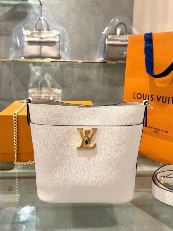 Louis Vuitton LV Lock And Walk Super Premium White Calfskin Handbag 20cm - Image 2