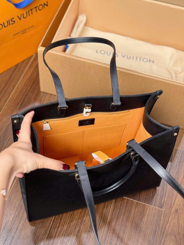 Louis Vuitton LV OnTheGo Super High-End Women’s Handbag Black 35cm - Image 5
