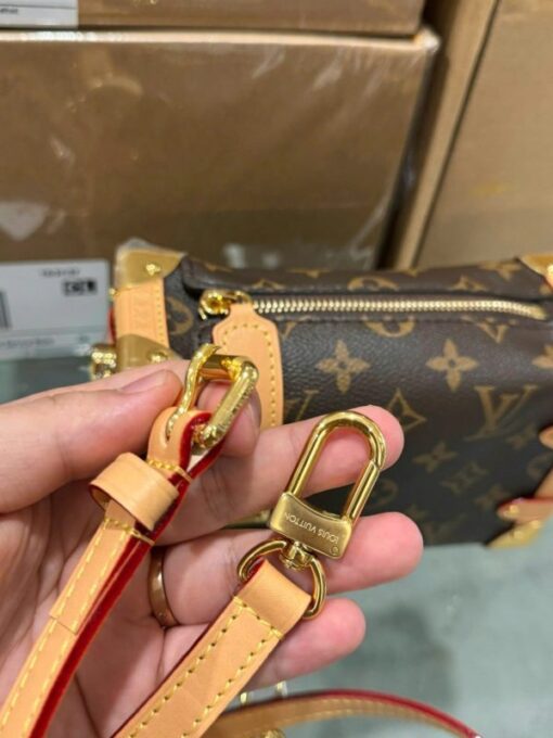 Louis Vuitton LV Side Trunk Tracking Replica Handbag 11 Monogram Pattern 18cm - Image 7