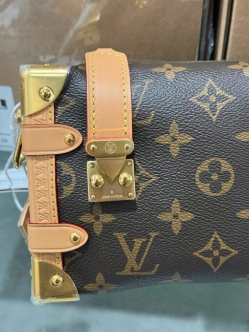 Louis Vuitton LV Side Trunk Tracking Replica Handbag 11 Monogram Pattern 18cm - Image 4