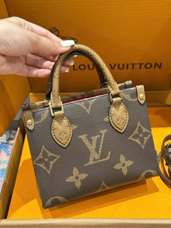 Louis Vuitton LV Onthego Women’s Handbag Monogram Pattern Super Quality 18cm - Image 5
