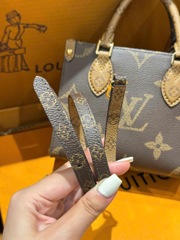 Louis Vuitton LV Onthego Women’s Handbag Monogram Pattern Super Quality 18cm - Image 11