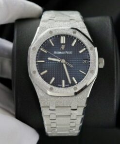 Alternative view of Audemars Piguet Royal Oak 15500ST Frosted Gold Replica Watch Dial Blue 41mm