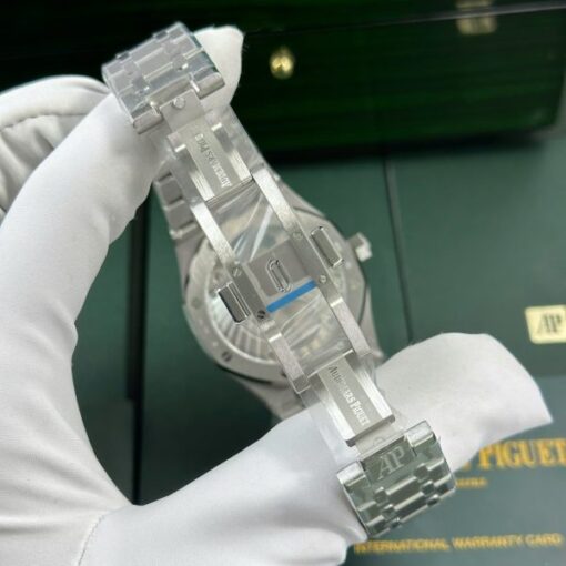 Audemars Piguet Royal Oak Flying Tourbillon 26530 Replica Watch R8 Factory 41mm - Image 11