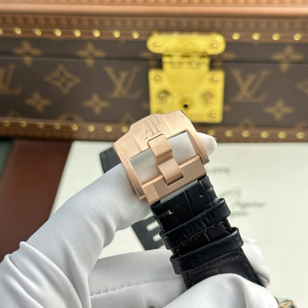 Audemars Piguet Royal Oak Offshore Chronograph 26420 Rose Gold Replica Watch Black Dial APP Factory 43mm - Image 11