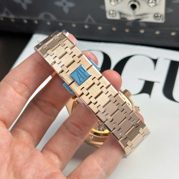 Audemars Piguet Replica Watch Royal Oak 26240 Rose Gold Dial Black APS Factory 41mm - Image 12