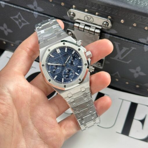 Audemars Piguet Royal Oak 26240ST Replica Watch Blue Dial Metal Wire 41mm - Image 3