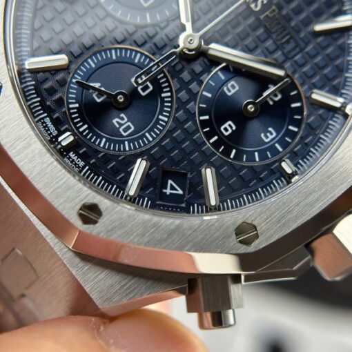 Audemars Piguet Royal Oak 26240ST Replica Watch Blue Dial Metal Wire 41mm - Image 7