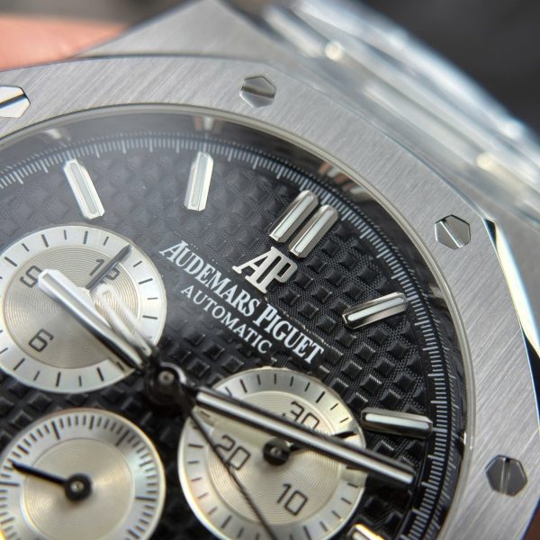 Audemars Piguet Replica Watch Royal Oak 26331 Chronograph Dial Black 41mm - Image 8