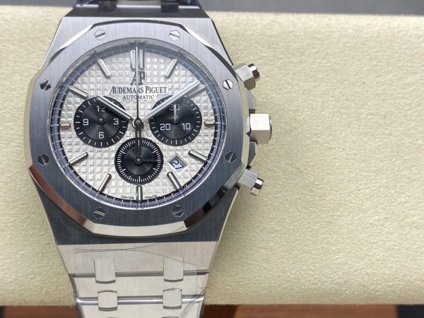 Audemars Piguet Copies Watches Royal Oak 26331 Chronograph Dial White 41mm - Image 5