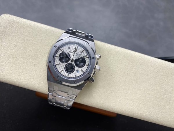 Audemars Piguet Copies Watches Royal Oak 26331 Chronograph Dial White 41mm - Image 3