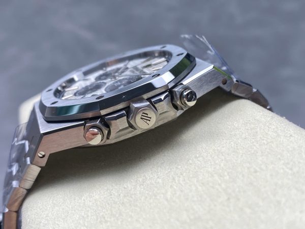 Audemars Piguet Copies Watches Royal Oak 26331 Chronograph Dial White 41mm - Image 8