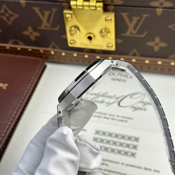 Audemars Piguet Royal Oak x Kaws Best Replica Watches APS Factory 41mm - Image 9