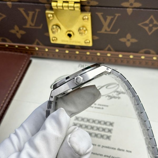 Audemars Piguet Royal Oak x Kaws Best Replica Watches APS Factory 41mm - Image 8