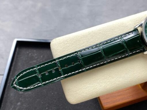 Breitling Navitimer A17326361L1P1 Green Dial Best Replica Watches BLS Factory 41mm - Image 9