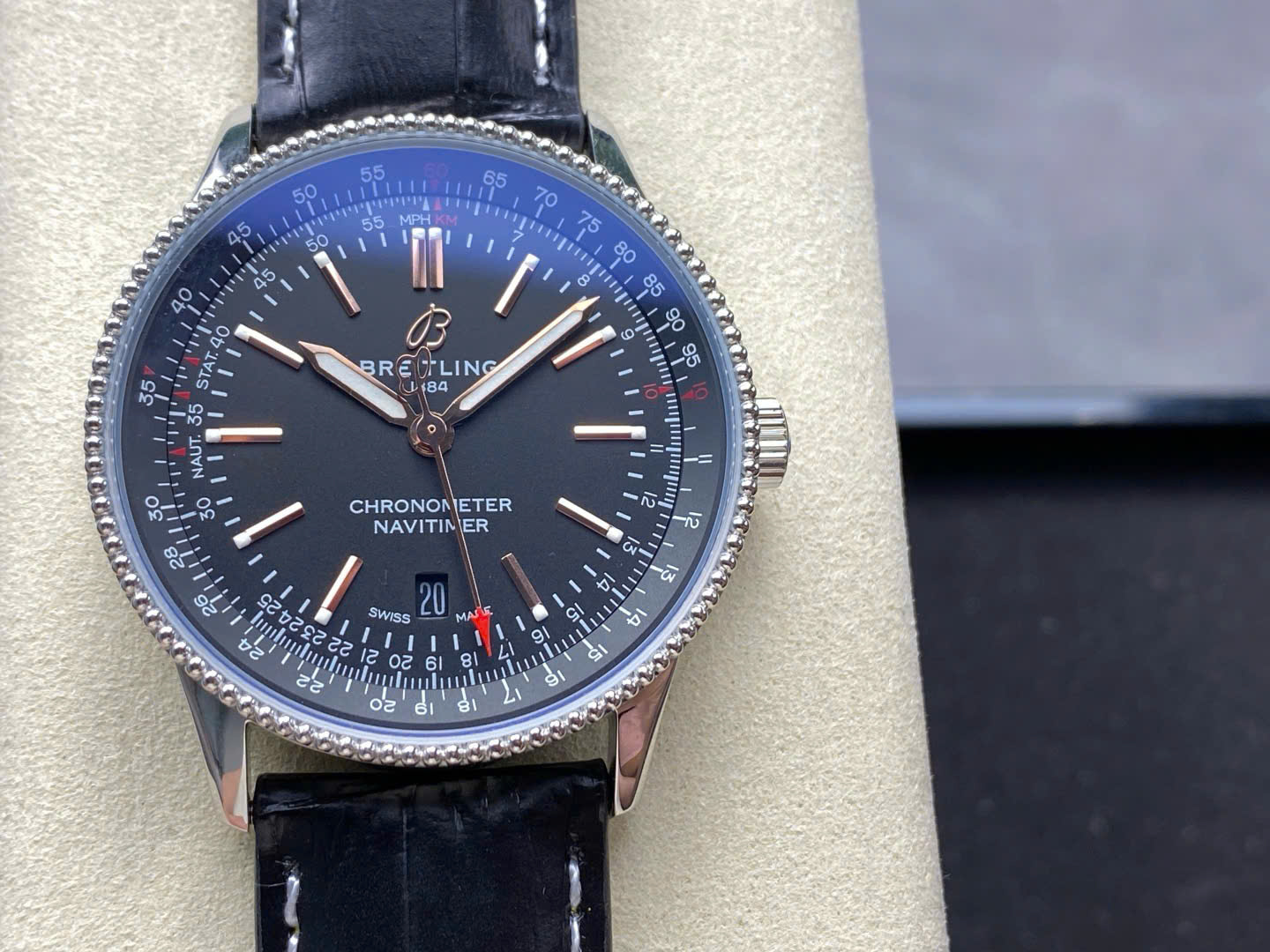 Breitling Navitimer Automatic A17326241B1P1 Replica Watches Black Leather Strap 41mm
