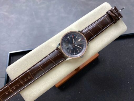 Breitling Navitimer Replica Watches Gray Dial & Leather Strap BLS Factory 41mm - Image 3