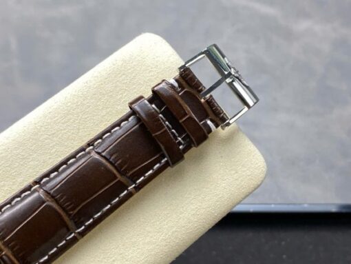Breitling Navitimer Replica Watch Best Quality Leather Strap BLS Factory 41mm - Image 10