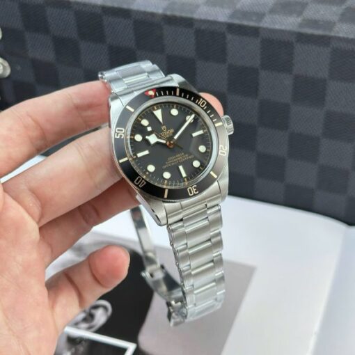 Tudor Black Bay Fifty Eight M79030N Replica Watch Black Dial ZF Factory 39mm - Image 4