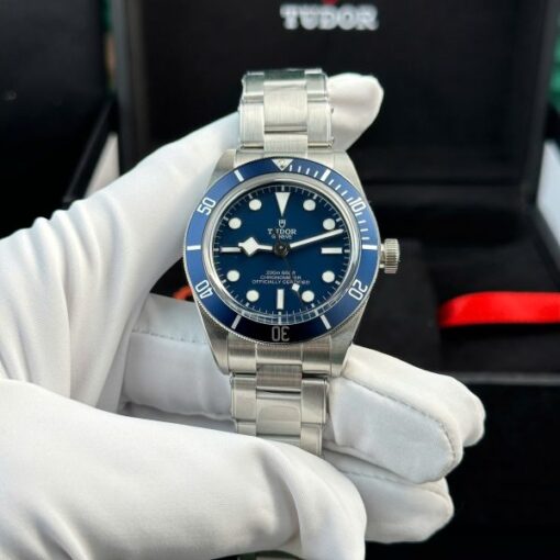 Tudor Black Bay Fifty Eight M79030N Replica 11 Watch Dial Blue ZF Factory 39mm - Image 2
