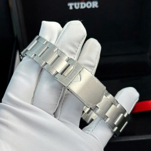 Tudor Black Bay GMT Dial Black Replica Watch ZF Factory 41mm - Image 9