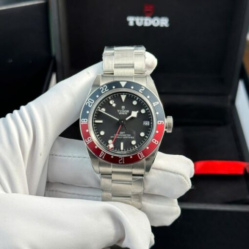 Tudor Black Bay GMT Dial Black Replica Watch ZF Factory 41mm - Image 2