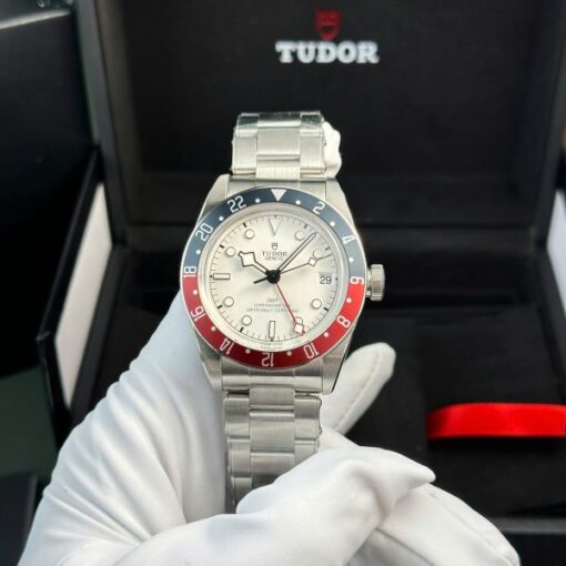 Tudor Black Bay GMT White Dial Replica 11 Watch ZF Factory 41mm - Image 2