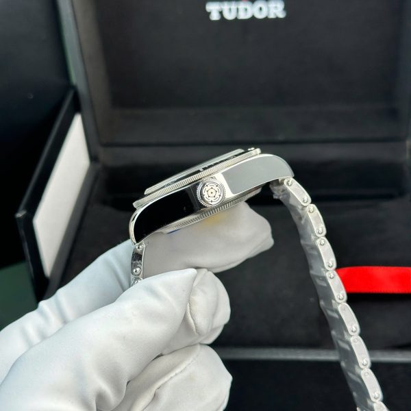 Tudor Heritage Black Bay Replica 11 Watch Metal Wire ZF Factory 41mm - Image 6