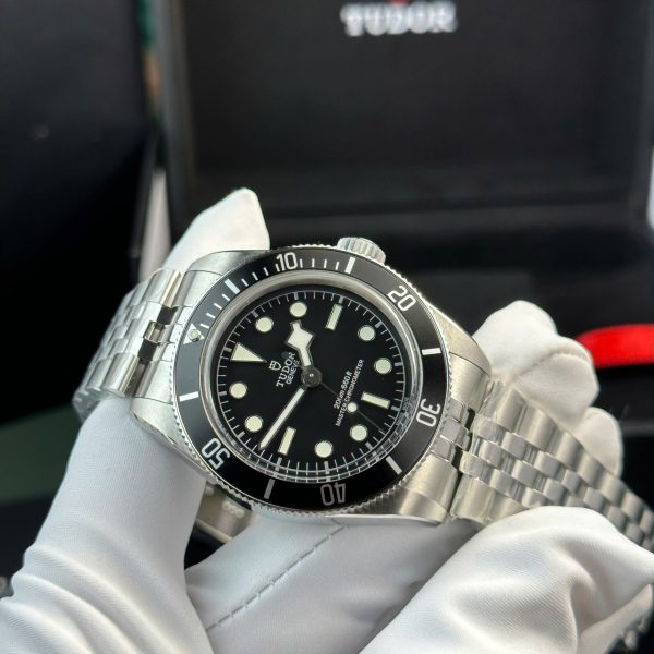 Tudor Heritage Black Bay Replica Watch Jubilee Strap ZF Factory 41mm - Image 5