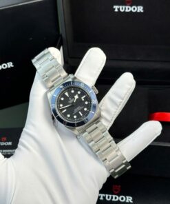 Alternative view of Tudor Best Replica Watch Heritage Black Bay Dial Blue ZF Factory 41mm