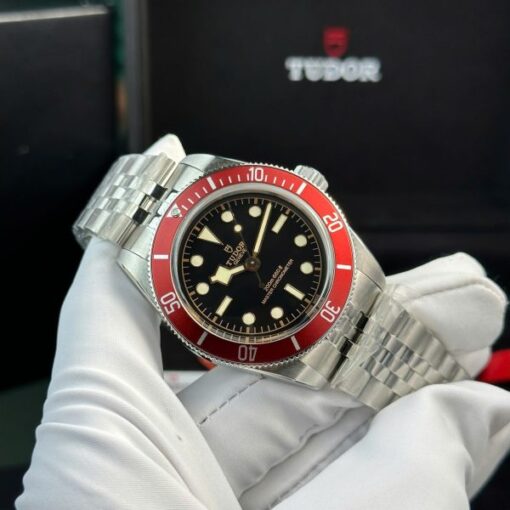 Tudor Replica 11 Watch Heritage Black Bay Benzel Red ZF Factory 41mm - Image 5