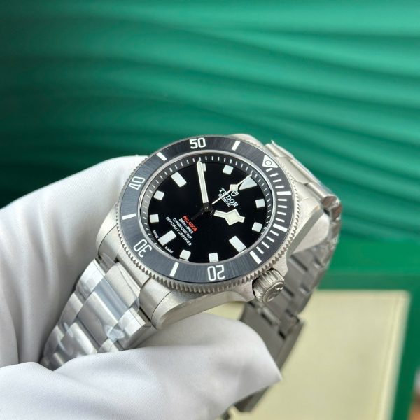 Tudor Replica Watch Pelagos Titanium M25407N Black Dial ZF Factory 39mm - Image 3