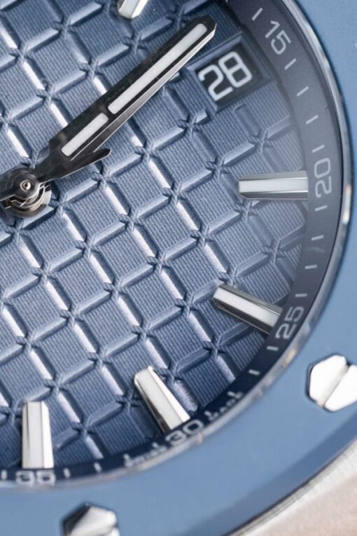 Audemars Piguet Best Copies Watch Royal Oak Offshore 15605SK Bezel Rubber Bule 43mm - Image 8